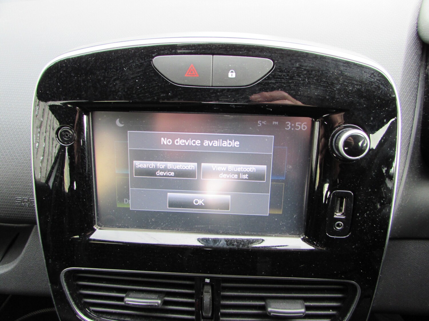 Used Renault Clio 2017 for sale - 77873708: Photo 30