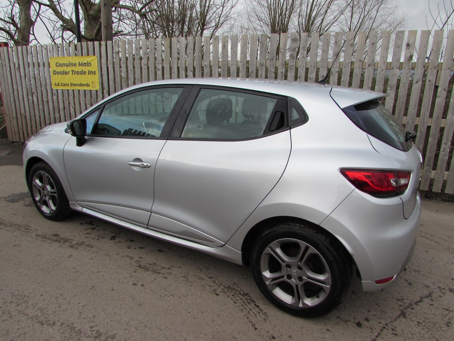 Used Renault Clio 2017 for sale - 77873708: Photo 32