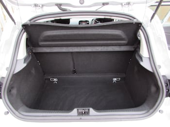 Used Renault Clio 2017 for sale - 77873708: Photo