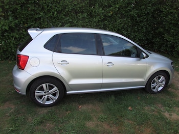 Used Volkswagen Polo 2017 for sale - 79230702: Photo