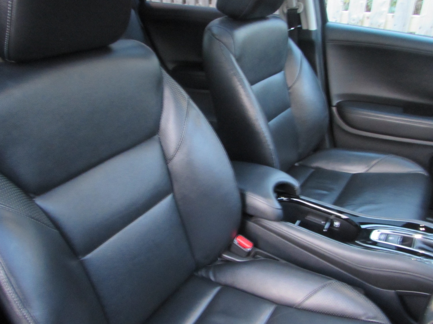 Used Honda HR-V 2017 for sale - 76984273: Photo 19