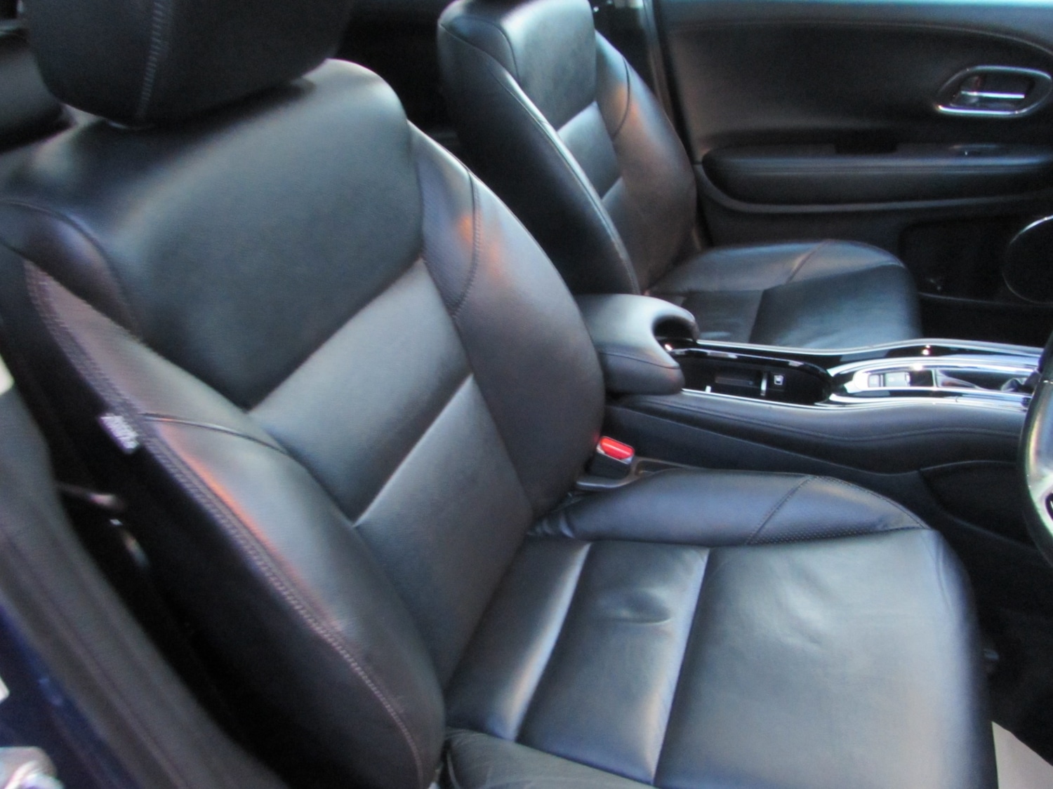 Used Honda HR-V 2017 for sale - 76984273: Photo 23