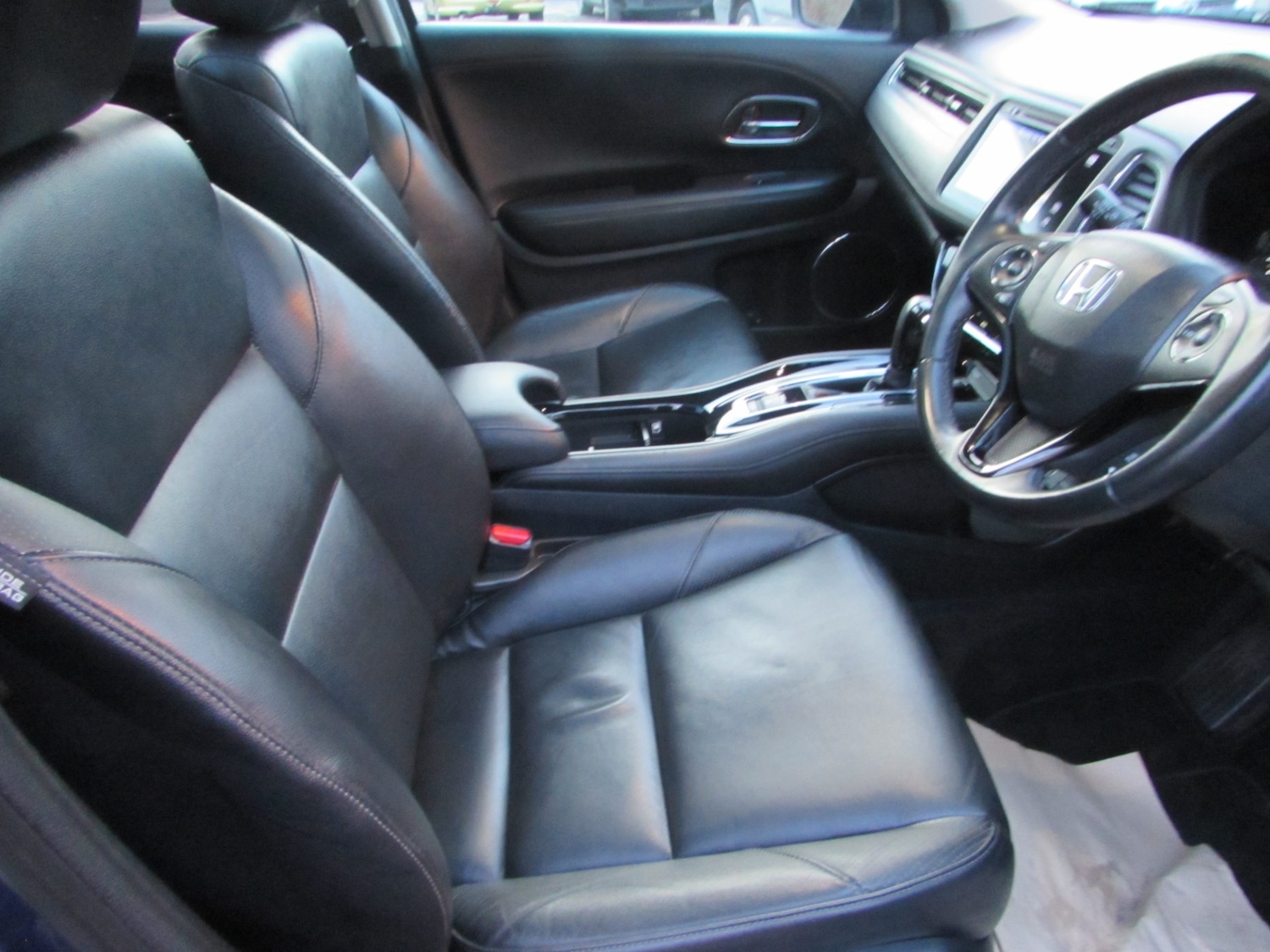 Used Honda HR-V 2017 for sale - 76984273: Photo 25