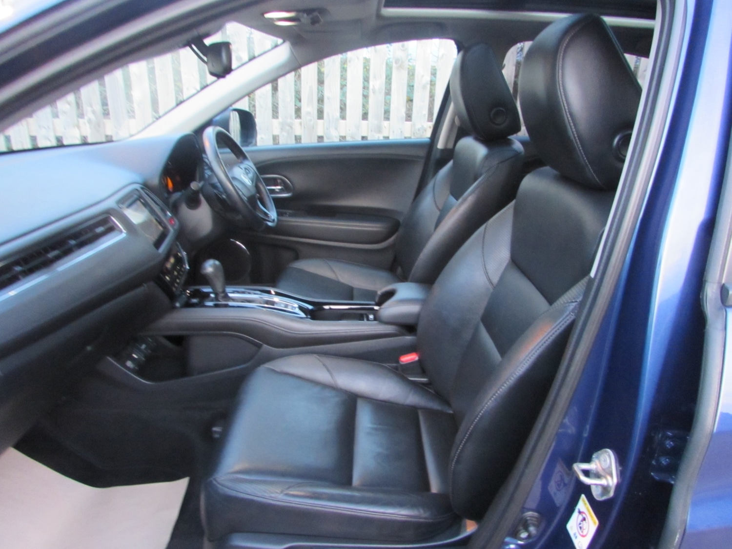 Used Honda HR-V 2017 for sale - 76984273: Photo 44