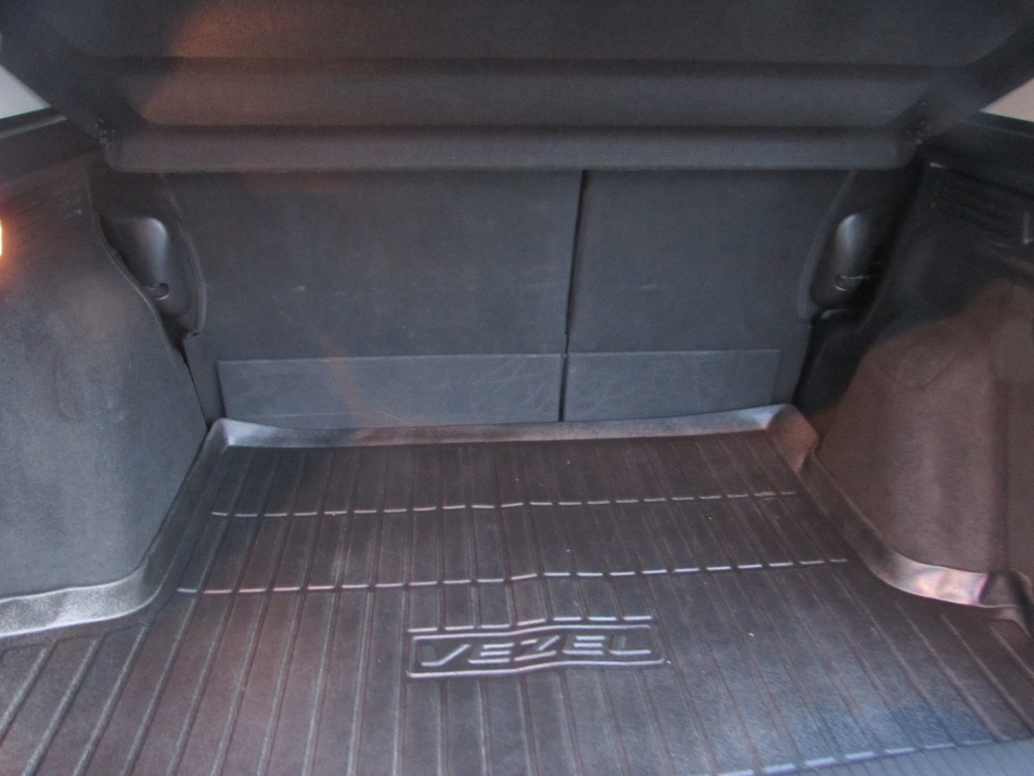 Used Honda HR-V 2017 for sale - 76984273: Photo 9