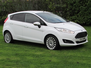 Used Ford Fiesta 2015 for sale - 76321734: Photo