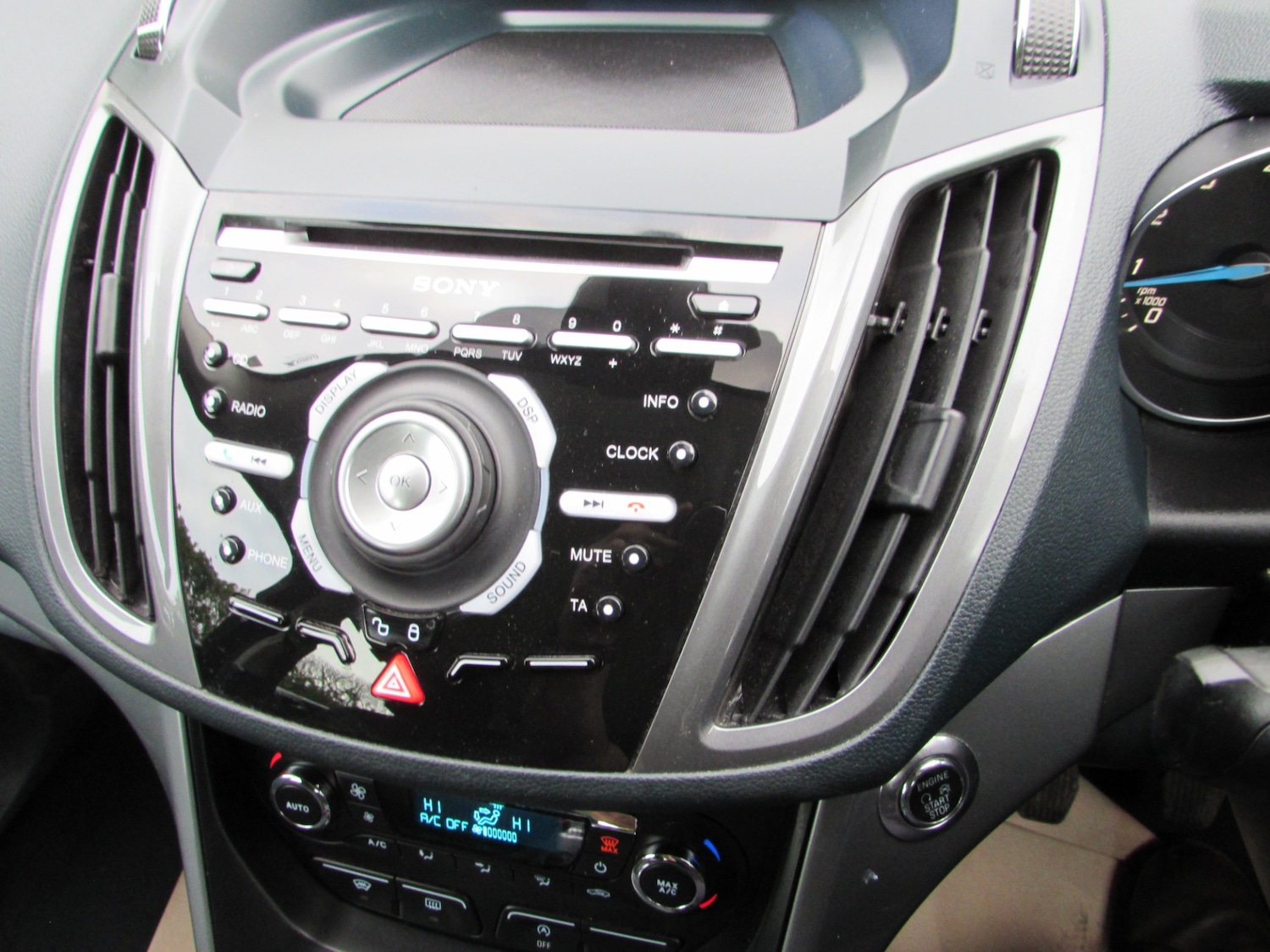 Used Ford C-Max 2014 for sale - 76117709: Photo 25