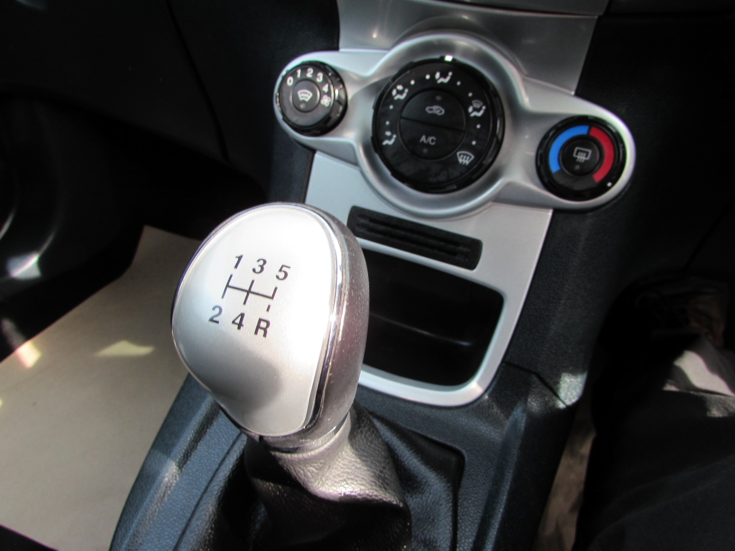 Used Ford Fiesta 2009 for sale - 77961922: Photo 5