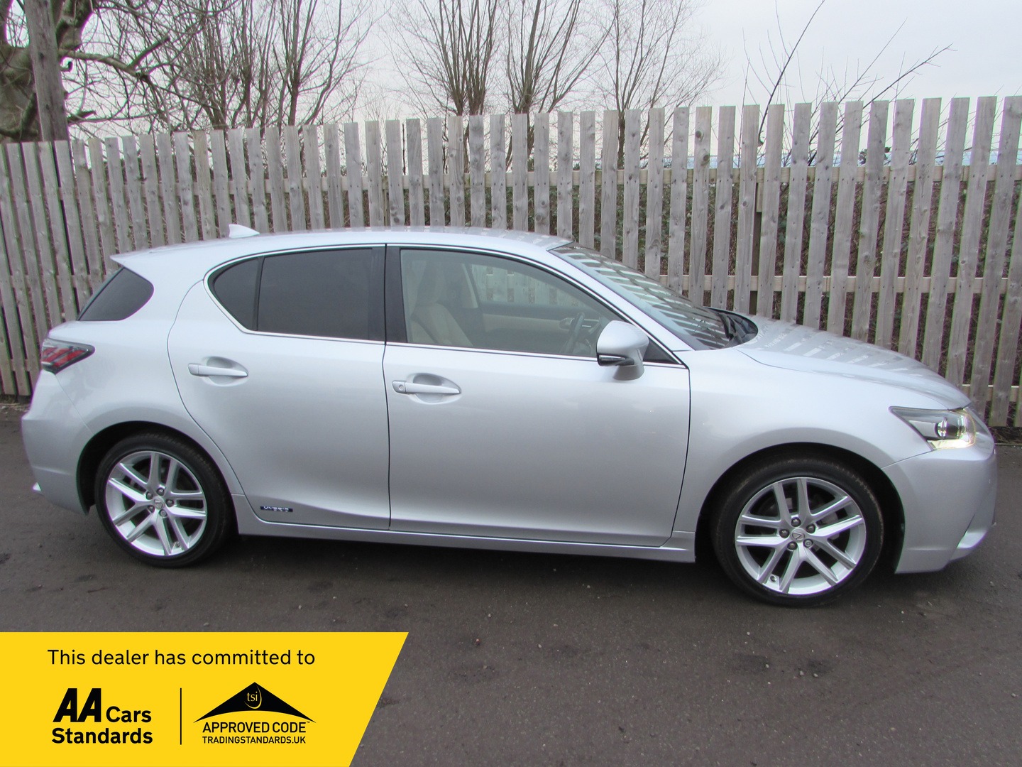Used Lexus CT 2014 for sale - 77296902: Photo 1