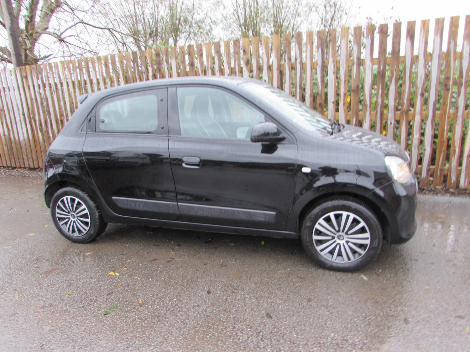 Used Renault Twingo 2015 for sale - 76578405: Photo 11