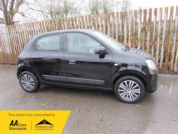 2015 (64) - 1.0 SCE Play 5dr