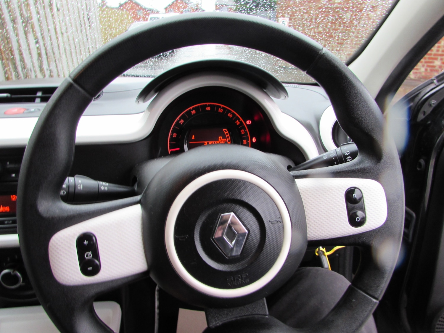 Used Renault Twingo 2015 for sale - 76578405: Photo 26