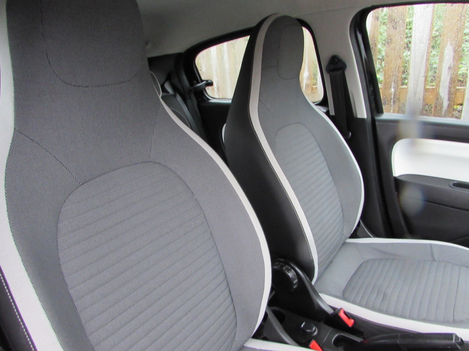 Used Renault Twingo 2015 for sale - 76578405: Photo 6