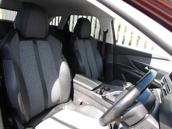 Used Peugeot 3008 2019 for sale - 79469416: Photo
