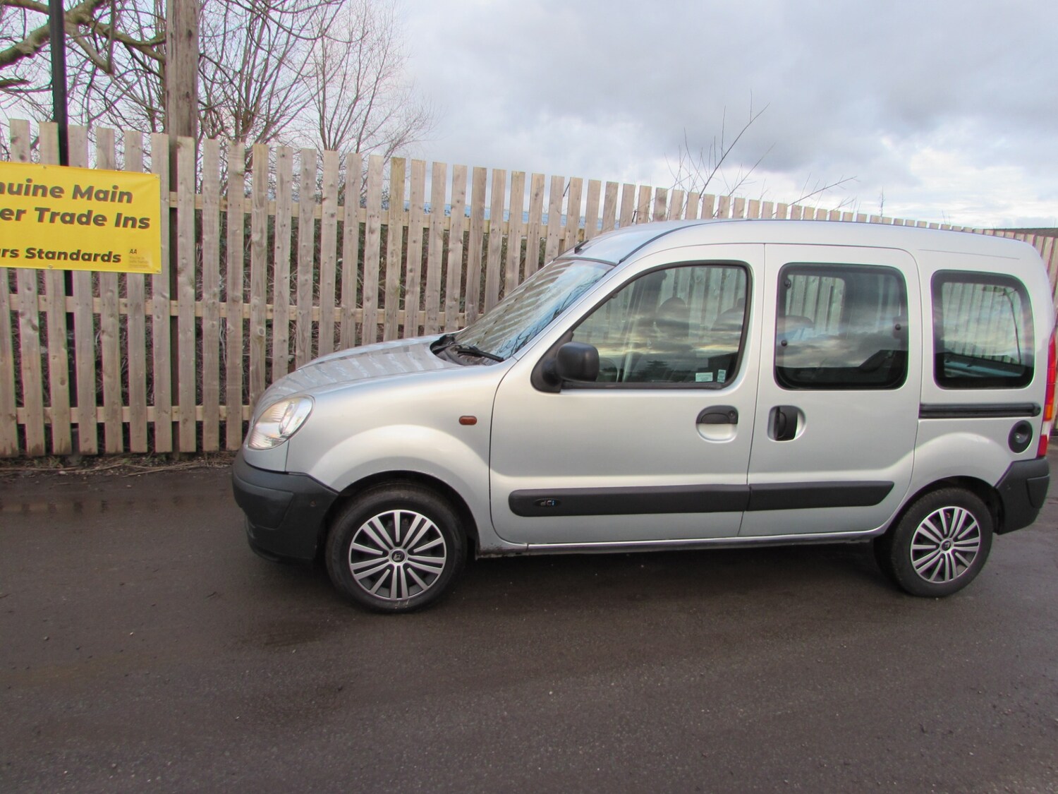 Used Renault Kangoo 2004 for sale - 77493683: Photo 23