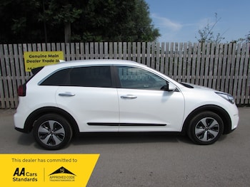 Used Kia Niro 2017 for sale - 79228573: Photo