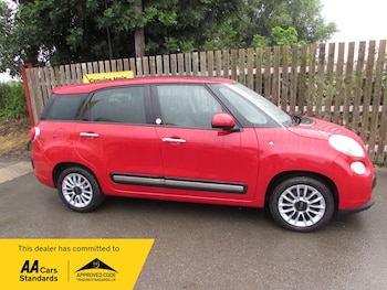 Used Fiat 500L 2015 for sale - 79320621: Photo