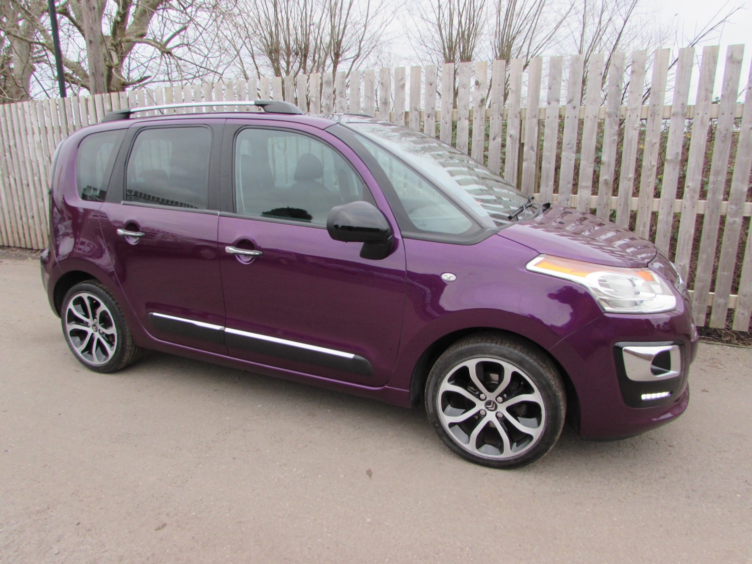 Used Citroen C3 Picasso 2017 for sale - 77077831: Photo 10