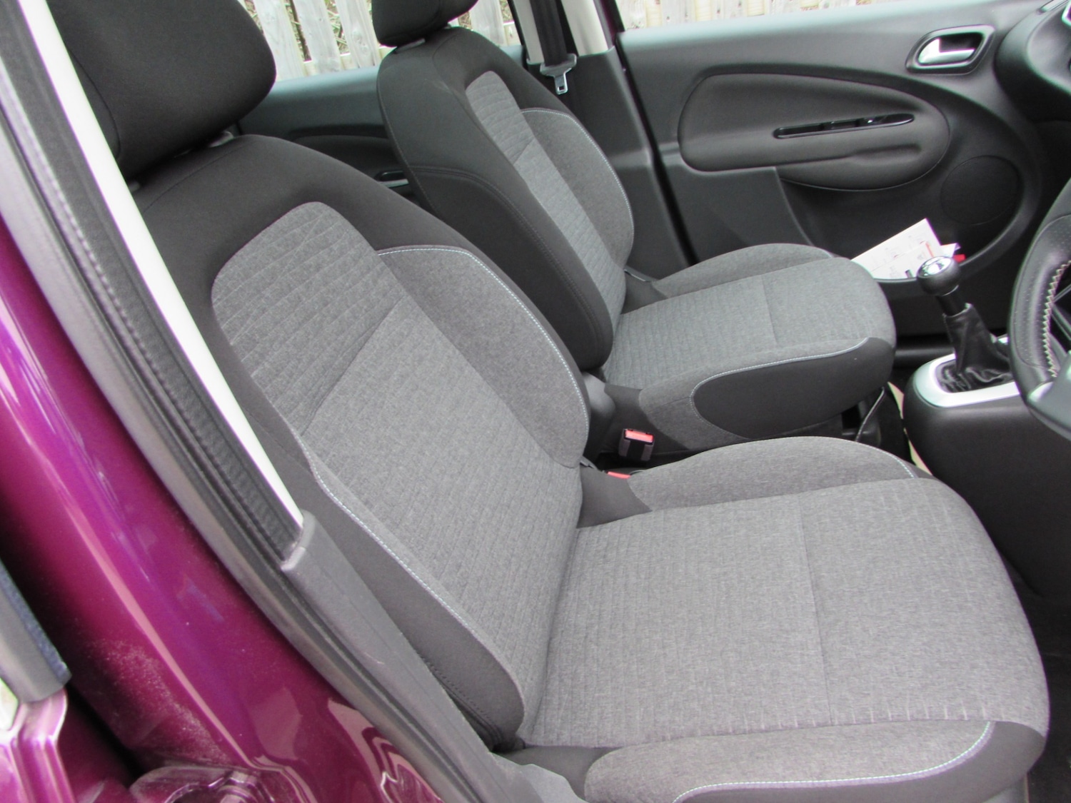 Used Citroen C3 Picasso 2017 for sale - 77077831: Photo 2