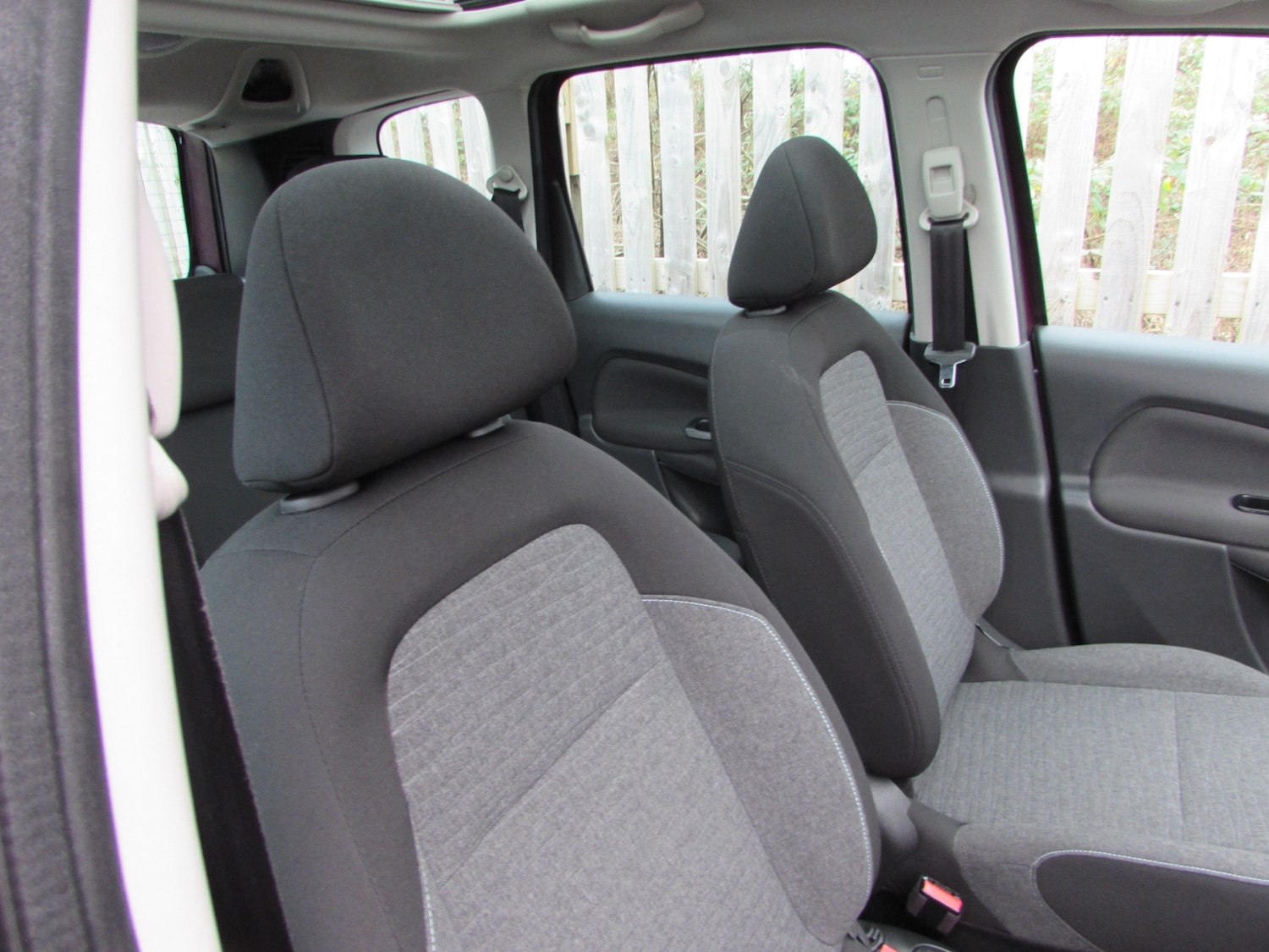 Used Citroen C3 Picasso 2017 for sale - 77077831: Photo 41