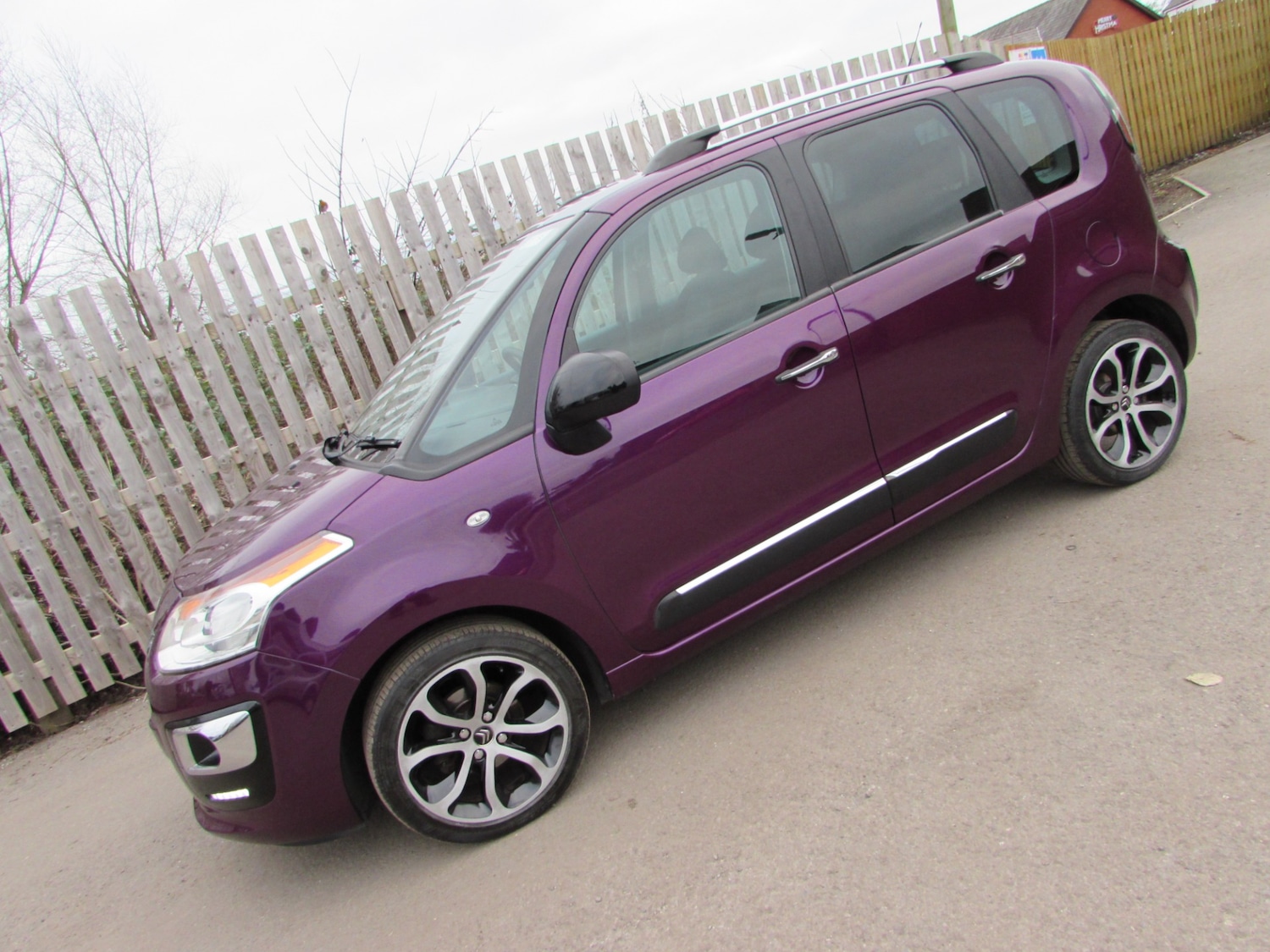 Used Citroen C3 Picasso 2017 for sale - 77077831: Photo 56