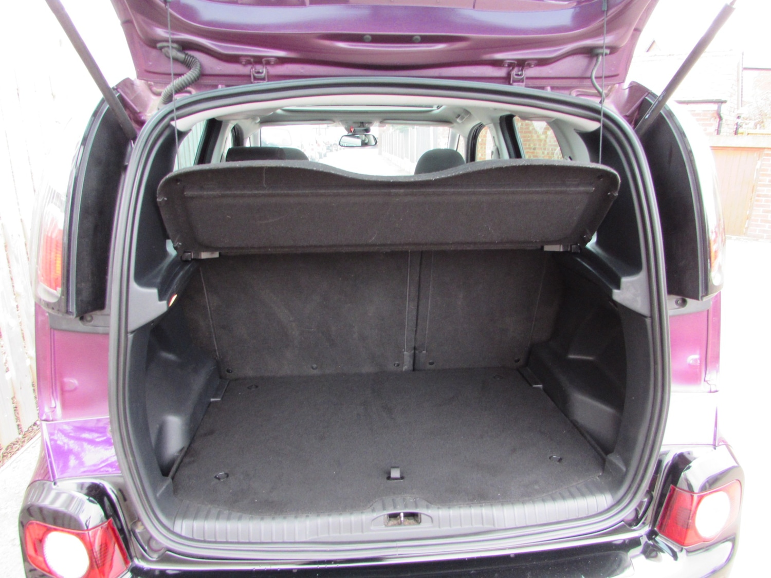 Used Citroen C3 Picasso 2017 for sale - 77077831: Photo 6