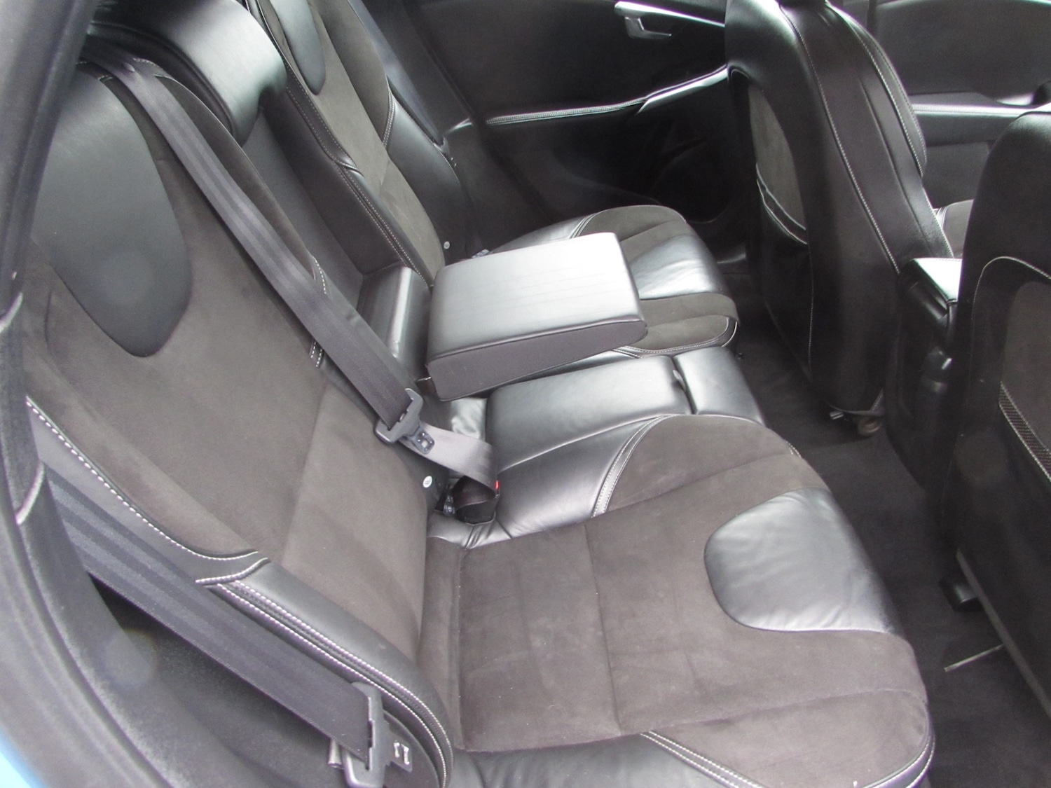 Used Volvo V40 2013 for sale - 78178325: Photo 15