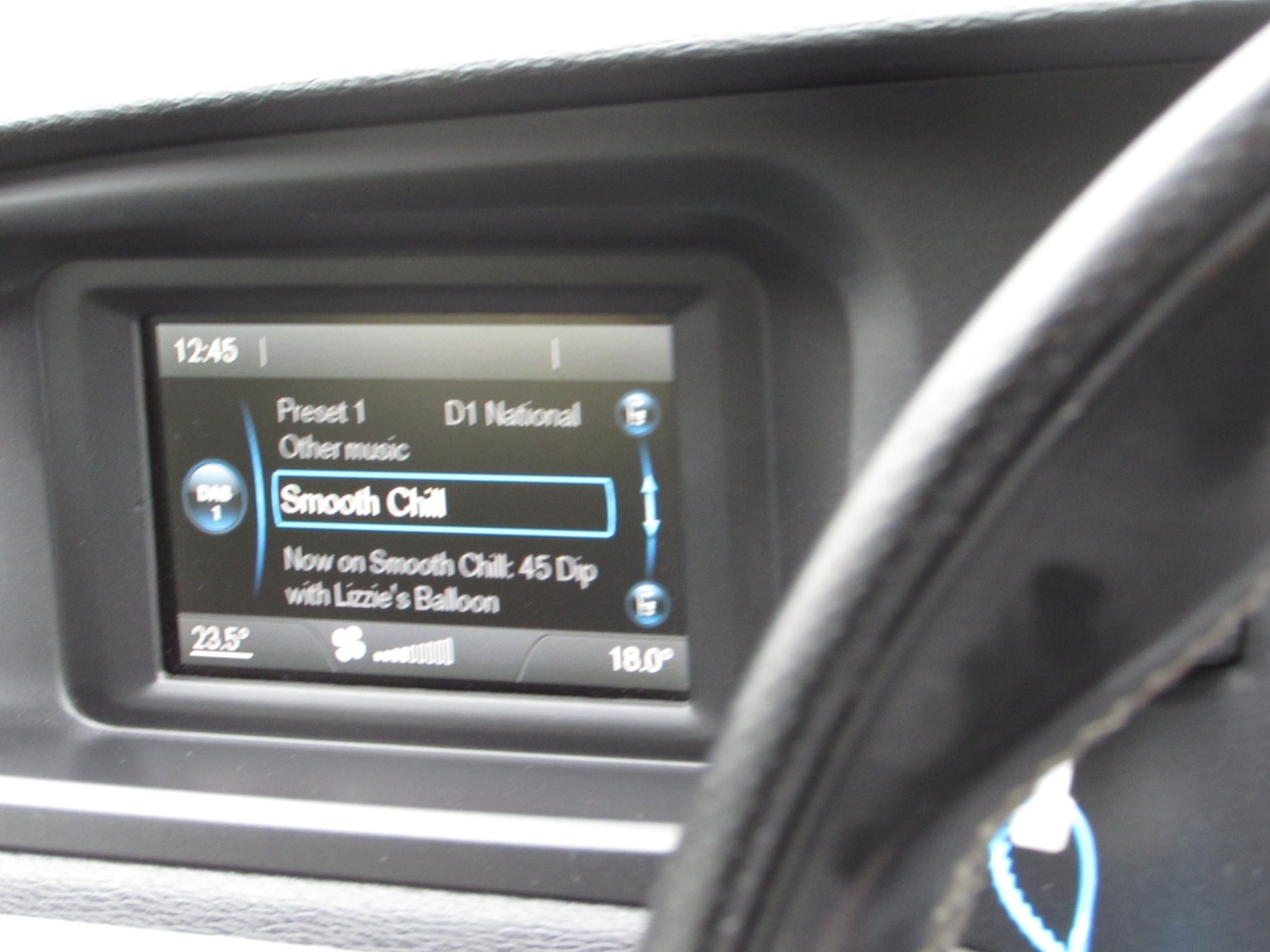 Used Volvo V40 2013 for sale - 78178325: Photo 20