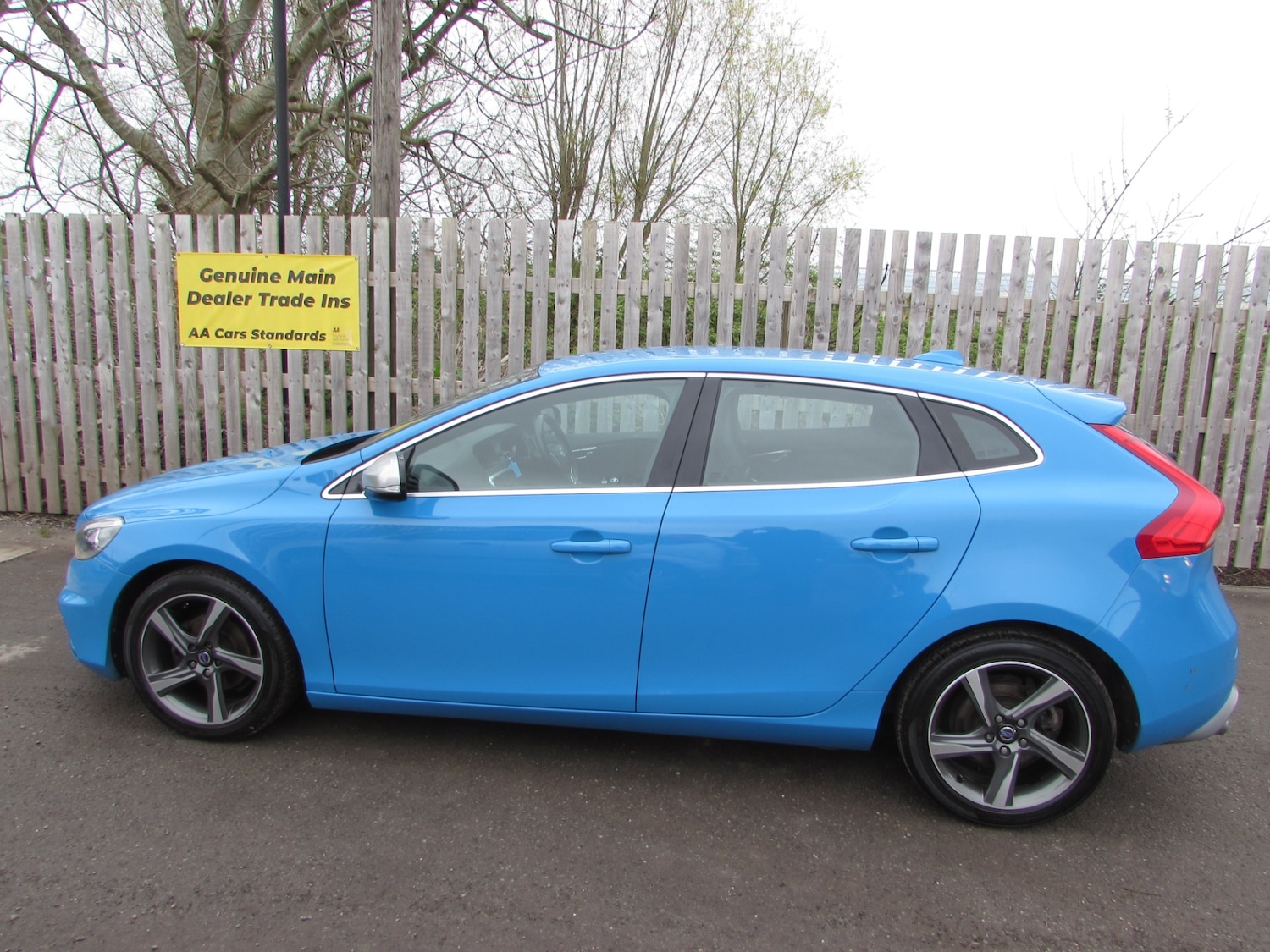 Used Volvo V40 2013 for sale - 78178325: Photo 30