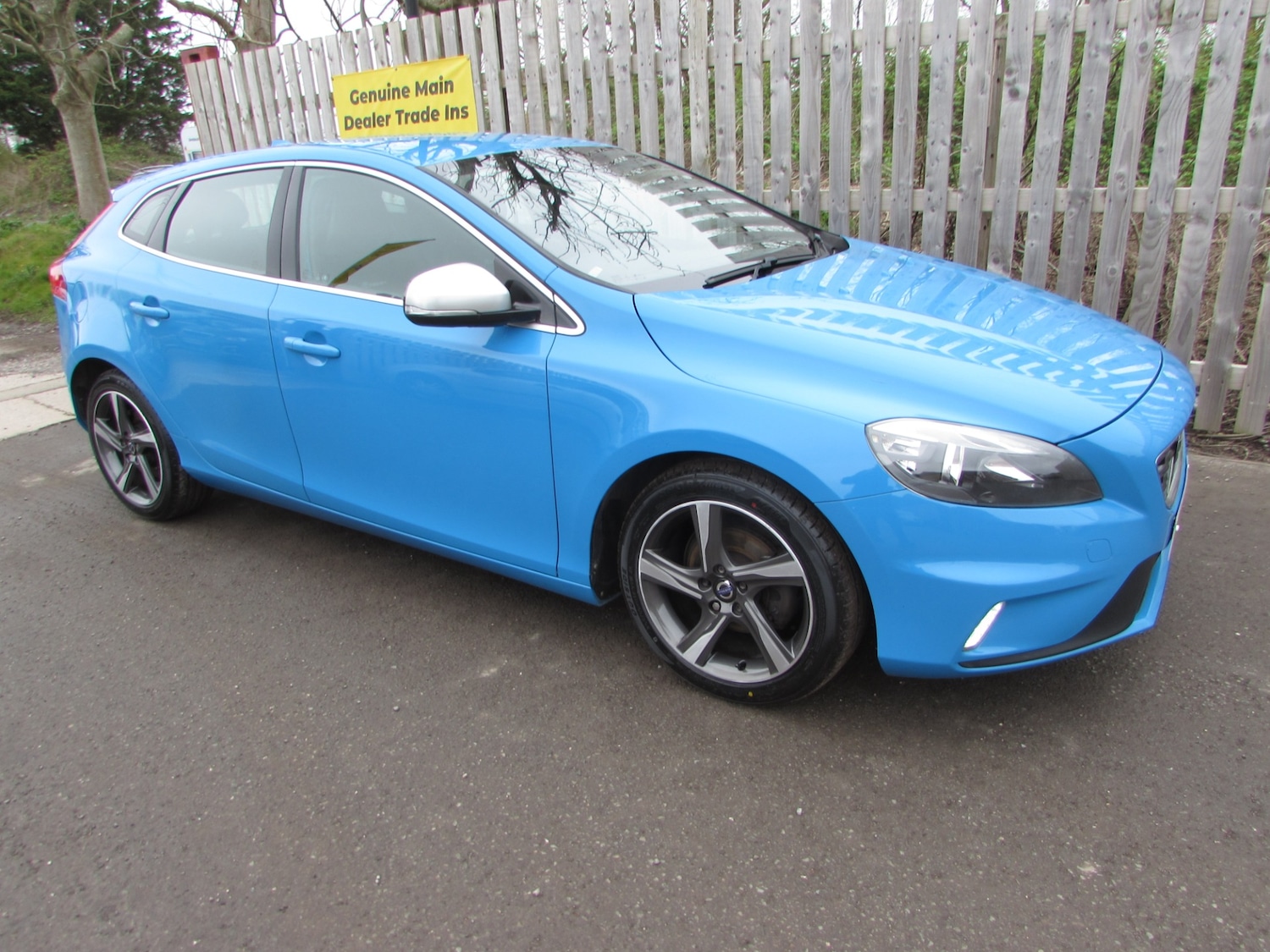 Used Volvo V40 2013 for sale - 78178325: Photo 8