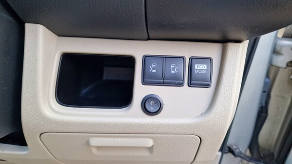 Used Nissan Serena 2024 for sale - 74801030: Photo 14