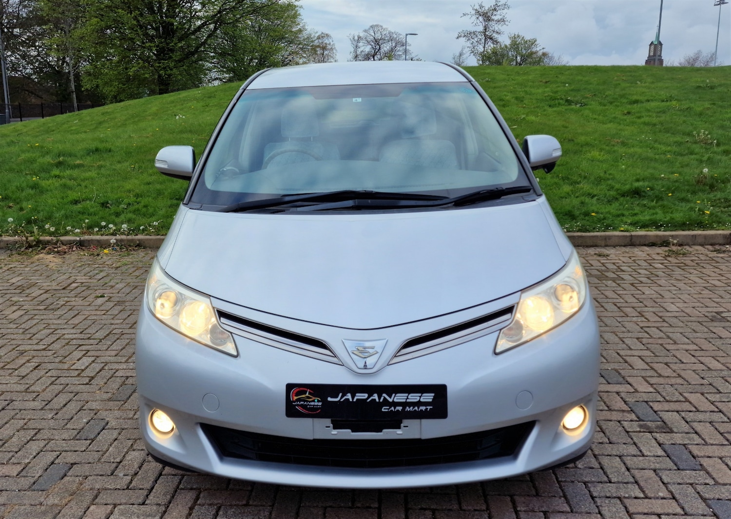 Used Toyota Estima 2026 for sale - 78209826: Photo 2