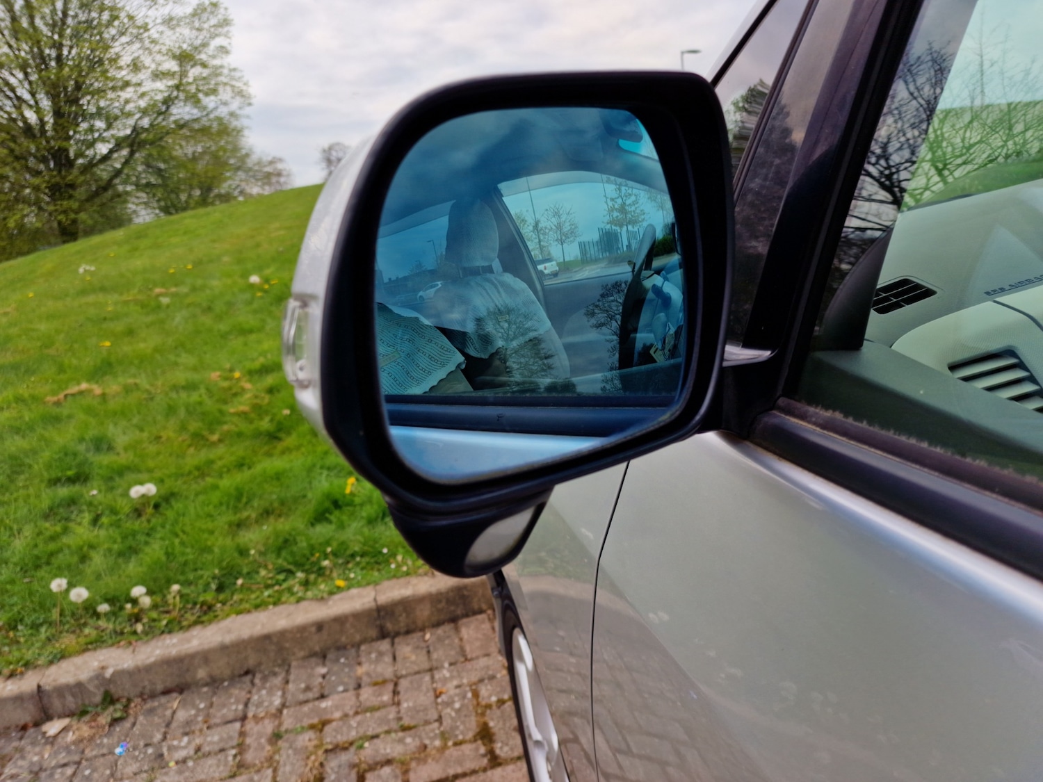 Used Toyota Estima 2026 for sale - 78209826: Photo 24