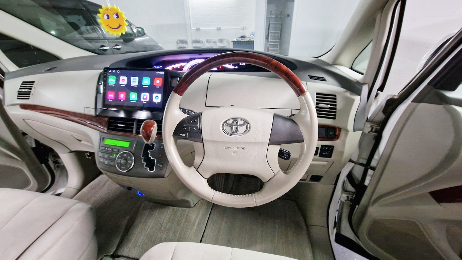 Used Toyota Estima 2025 for sale - 78209810: Photo 14