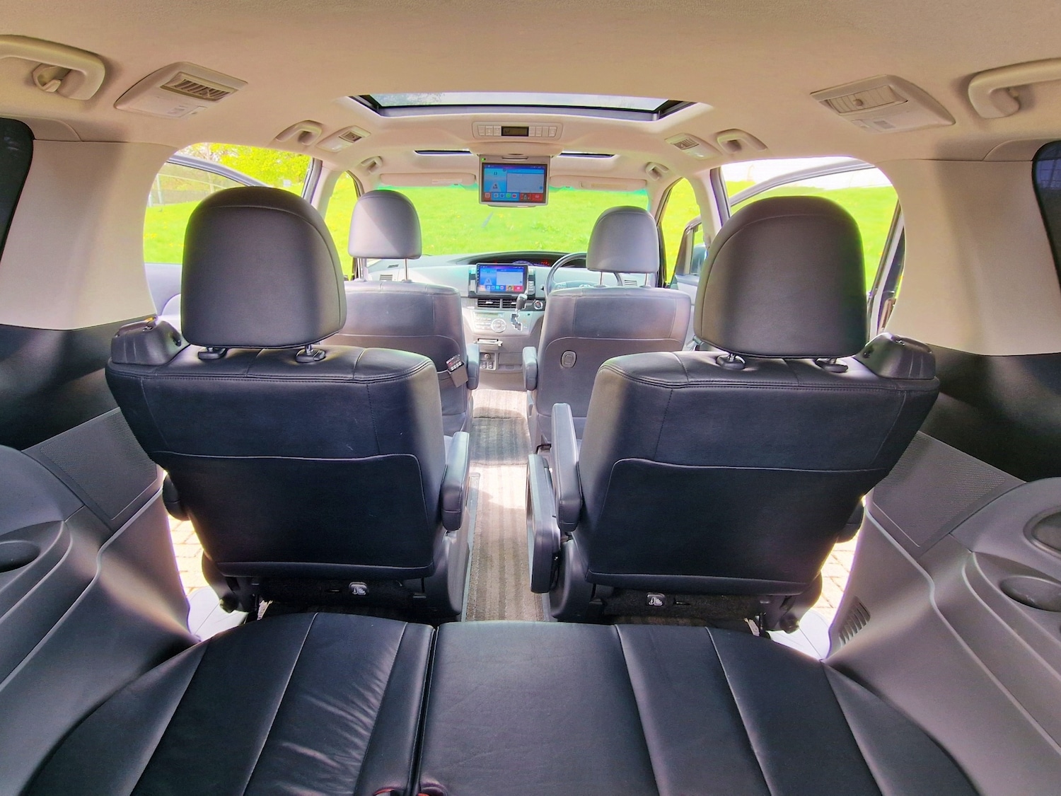 Used Toyota Estima 2012 for sale - 76857000: Photo 16