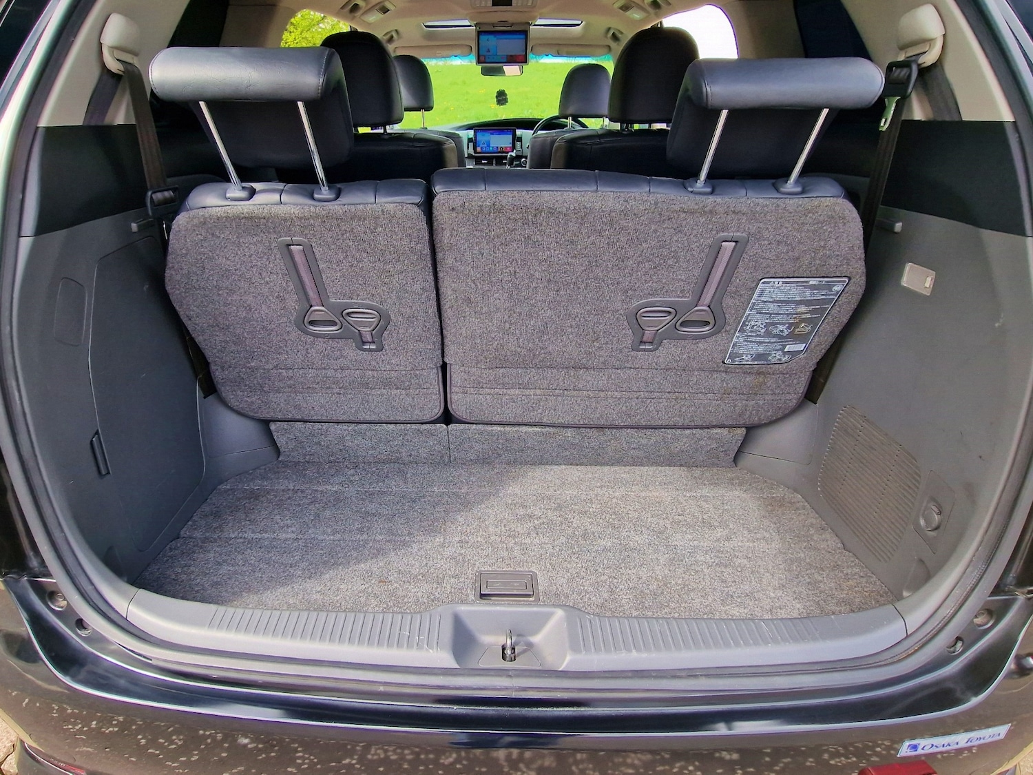 Used Toyota Estima 2012 for sale - 76857000: Photo 17