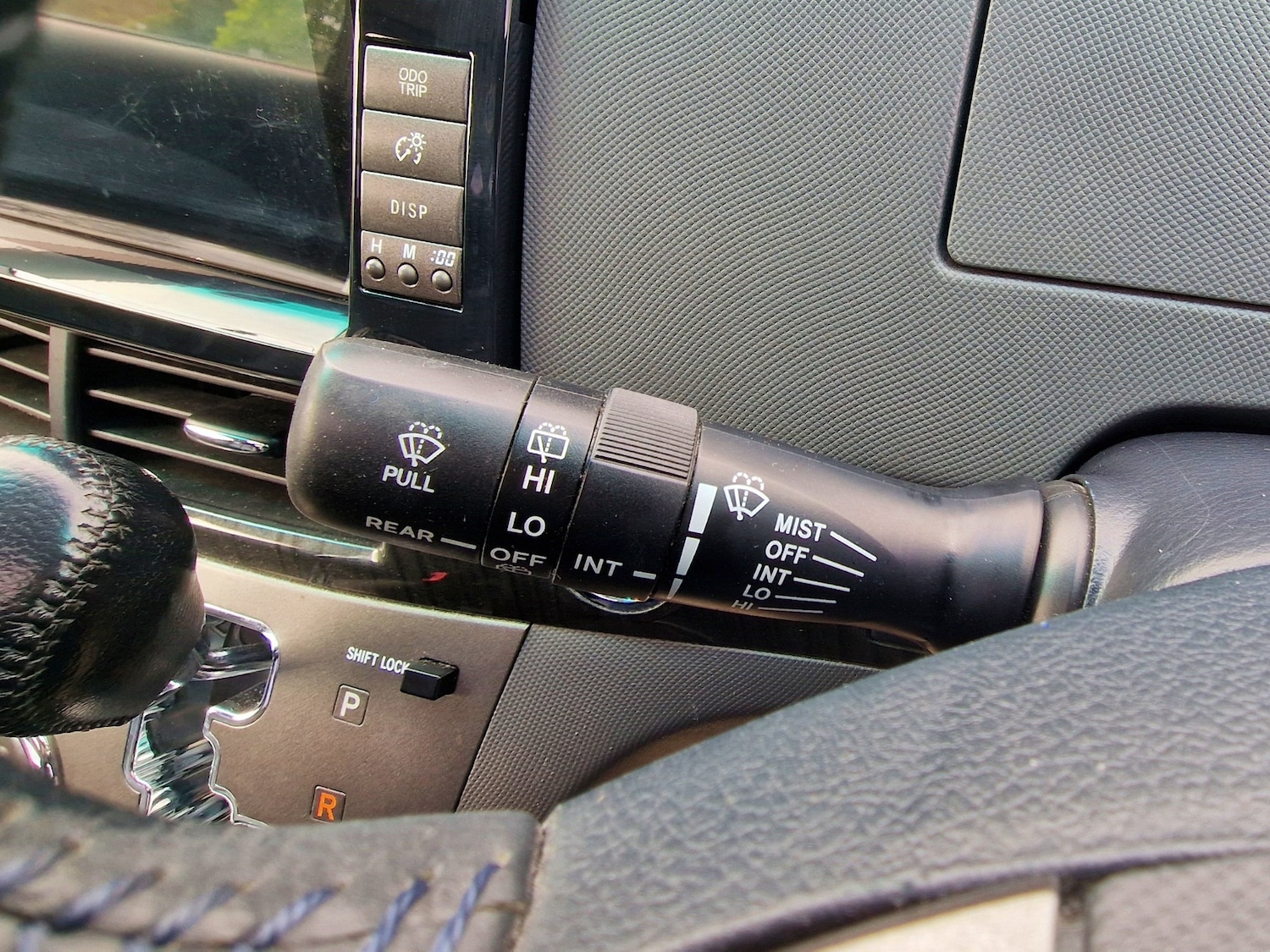 Used Toyota Estima 2012 for sale - 76857000: Photo 36