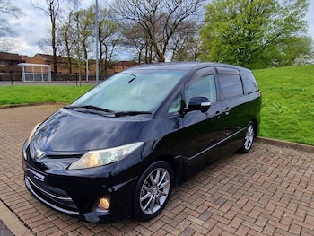 Used Toyota Estima 2012 for sale - 76857000: Photo