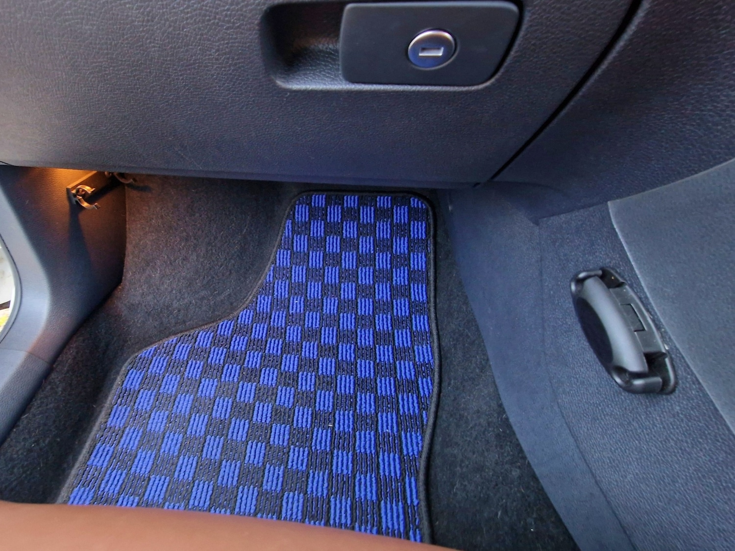 Used Volkswagen Golf 2012 for sale - 78210014: Photo 21