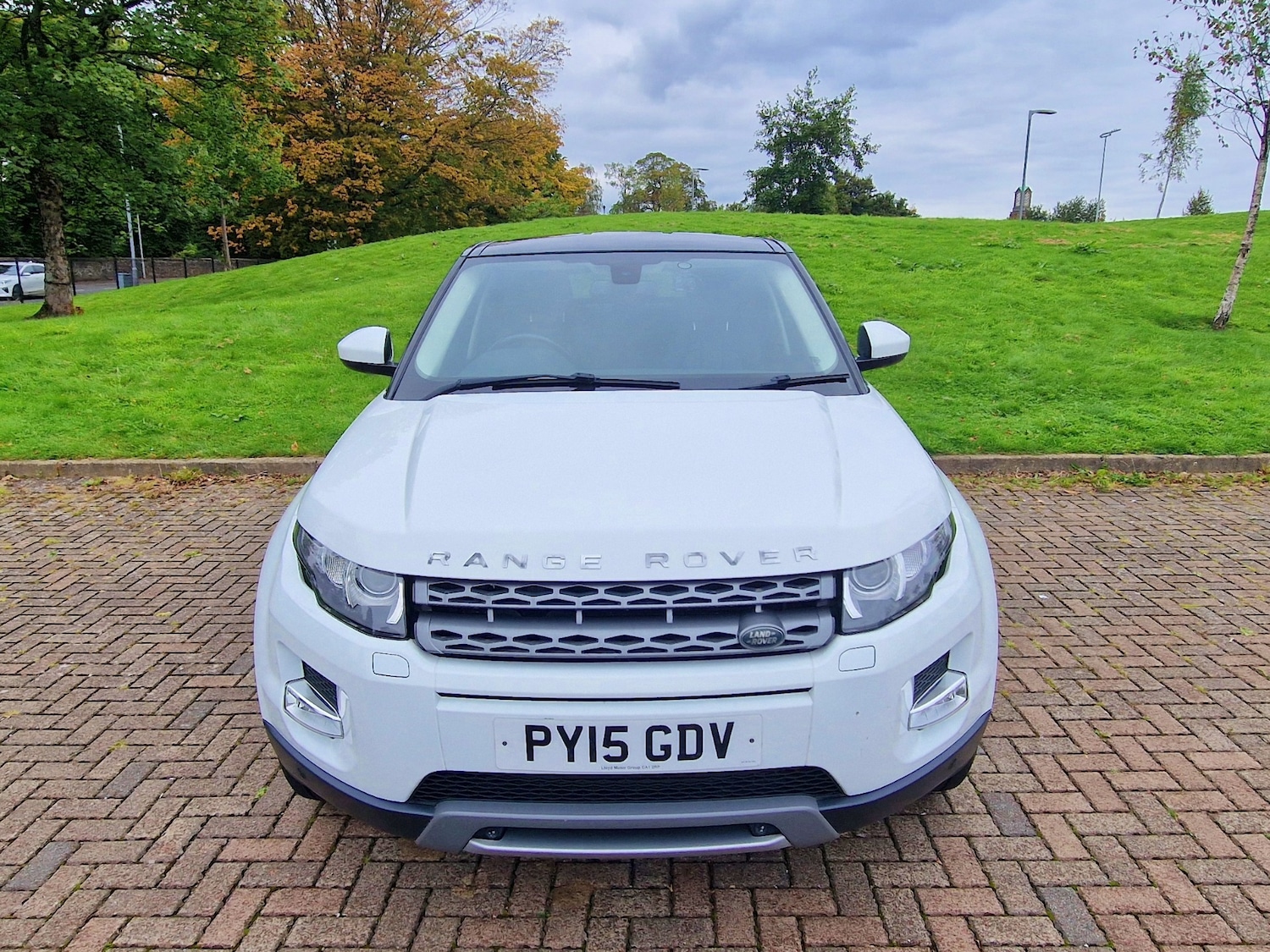 Used Land Rover Range Rover Evoque 2015 for sale - 76077879: Photo 2
