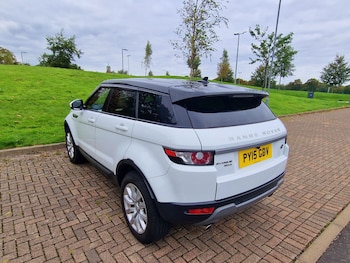Used Land Rover Range Rover Evoque 2015 for sale - 76077879: Photo