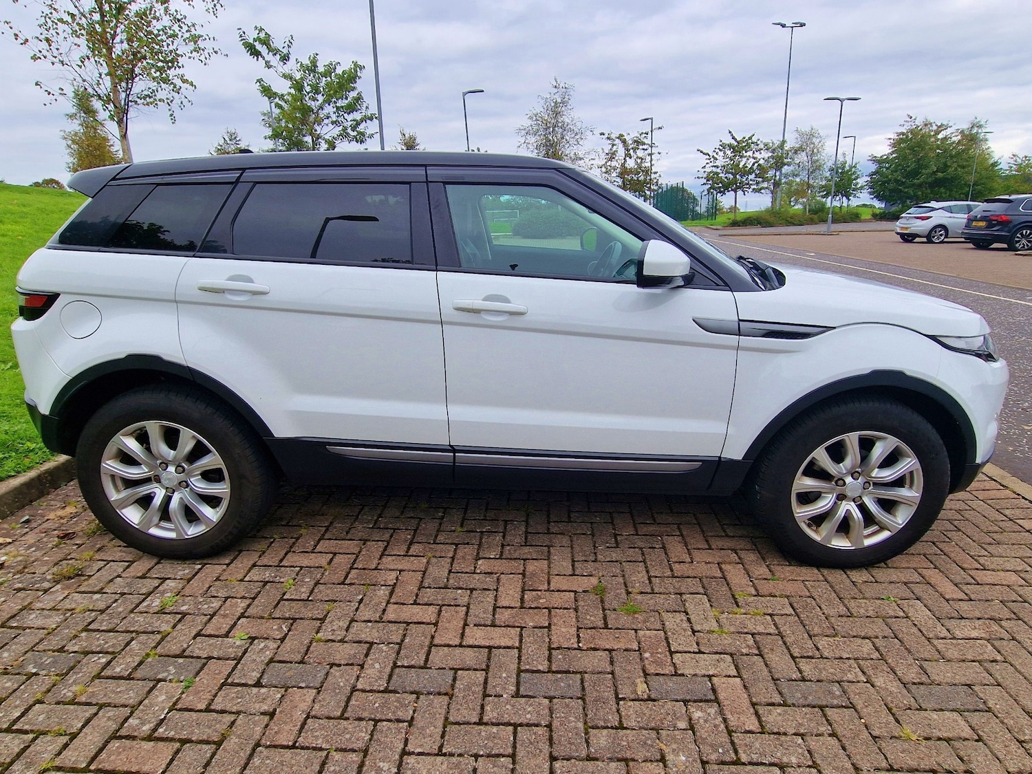 Used Land Rover Range Rover Evoque 2015 for sale - 76077879: Photo 8