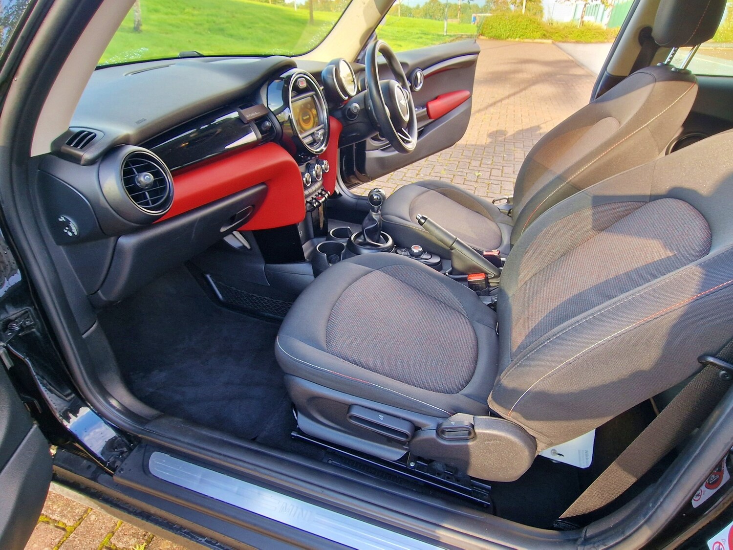 Used MINI Hatch 2016 for sale - 75944254: Photo 8