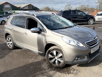 Used Peugeot 2008 2016 for sale - 79246588: Photo