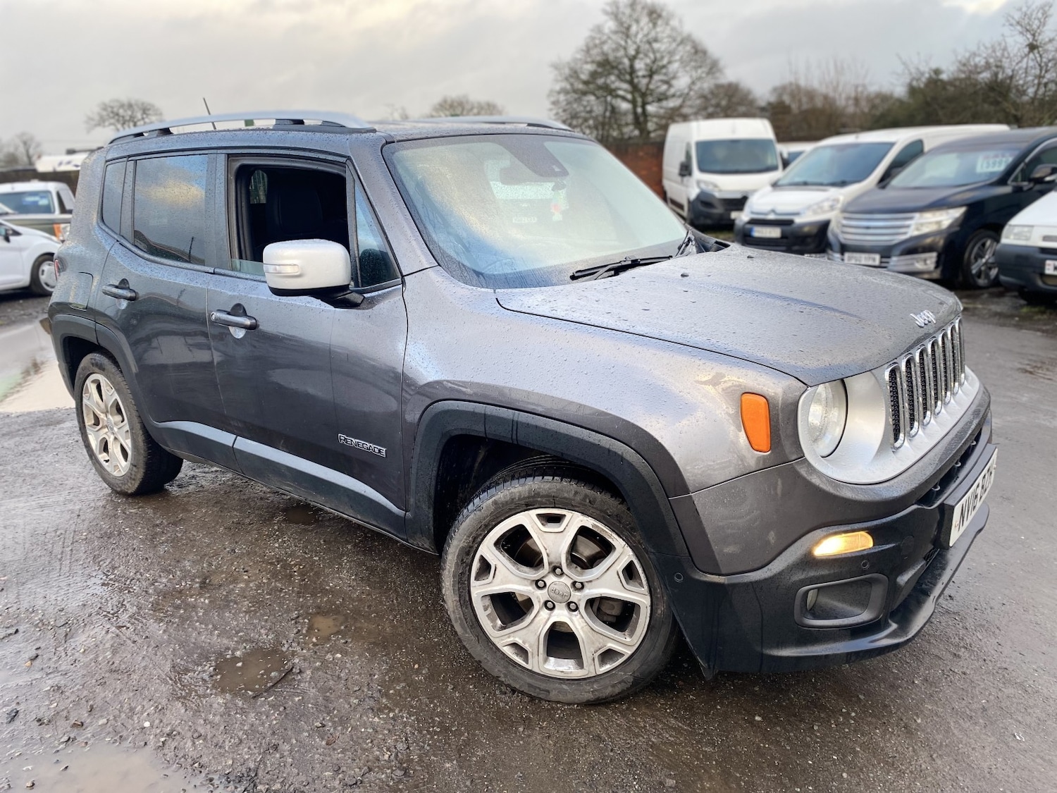 Used Jeep Renegade 2016 for sale - 77639224: Photo 2