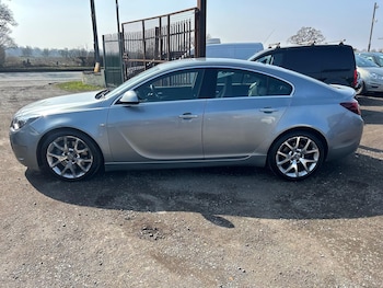 Used Vauxhall Insignia 2014 for sale - 76107301: Photo