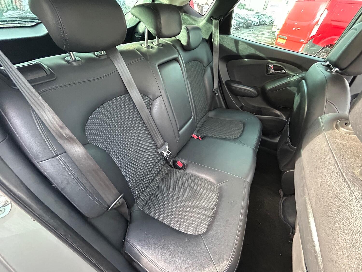 Used Hyundai Ix35 2010 for sale - 76793523: Photo 16