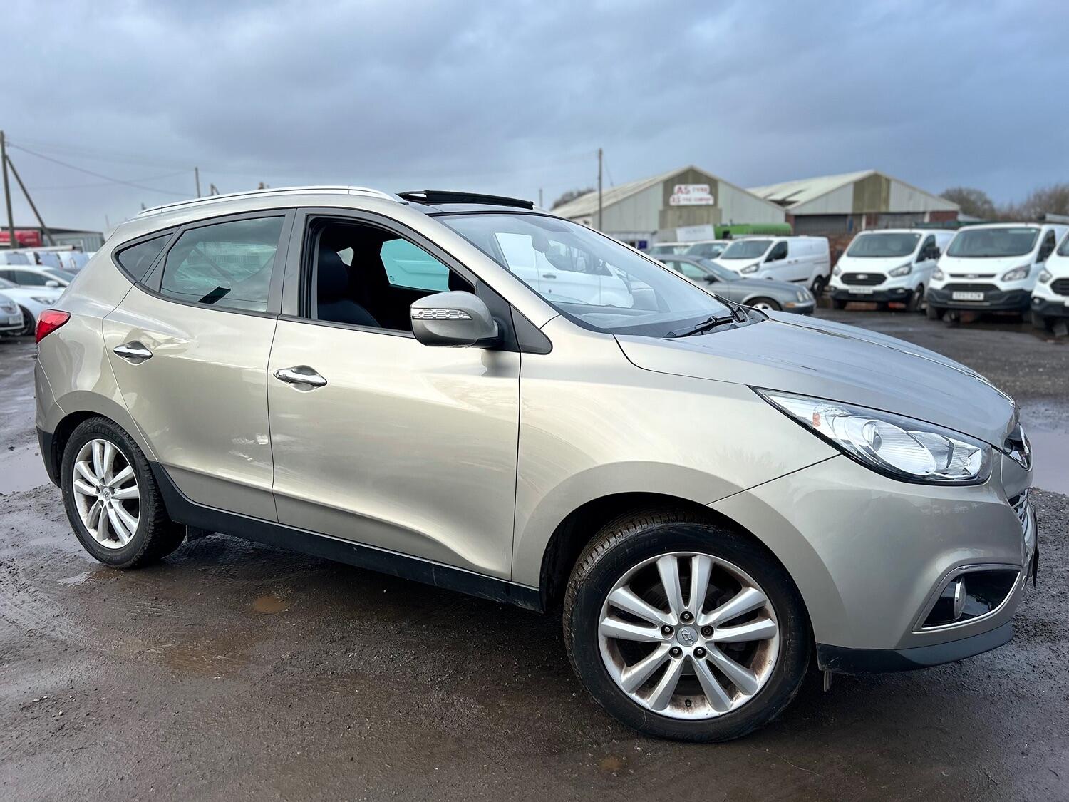 Used Hyundai Ix35 2010 for sale - 76793523: Photo 2