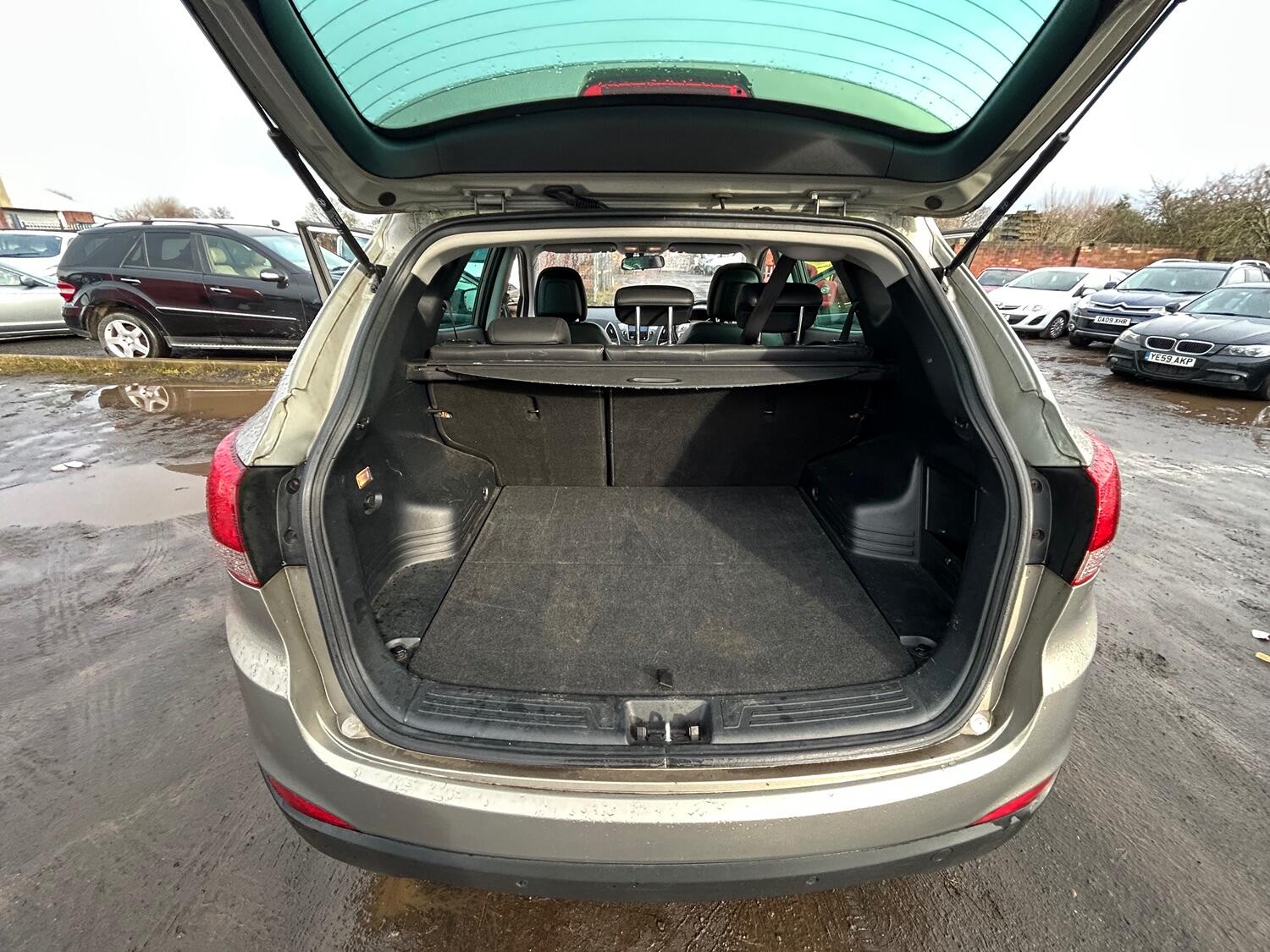 Used Hyundai Ix35 2010 for sale - 76793523: Photo 24