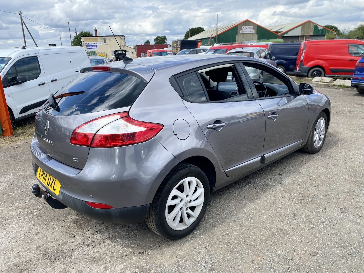 Used Renault Megane 2014 for sale - 77639185: Photo 4